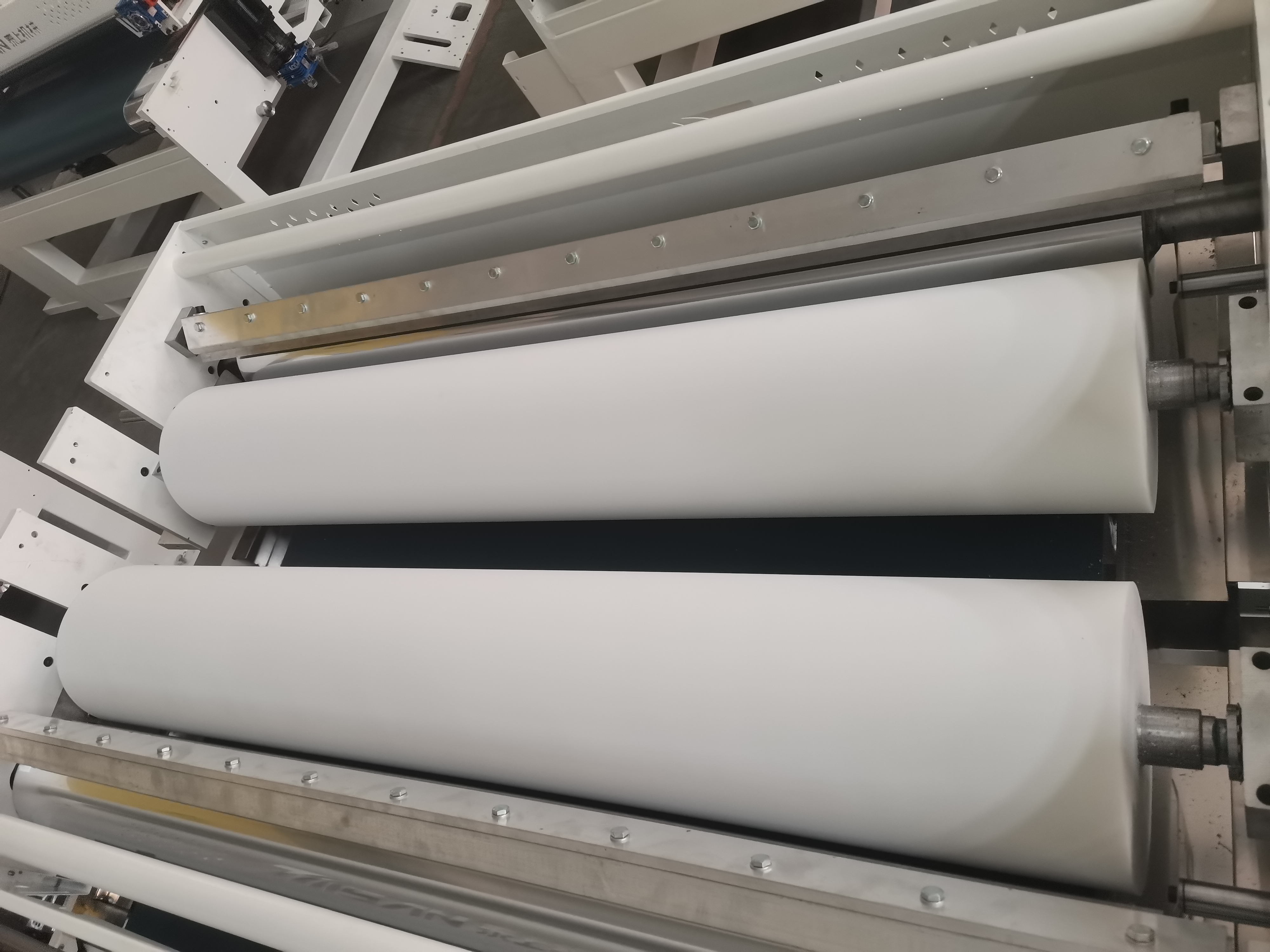 Maquinaria de recubrimiento de rodillos de pintura UV